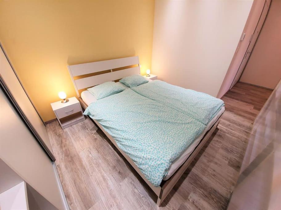 Comfy & Stylish Flat In The Centre + Parking Апартаменти
